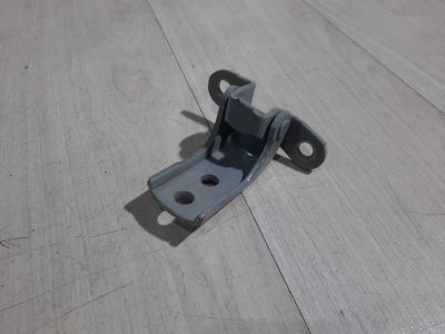 Петля двери передней правой верхняя для Lifan Solano 620 630 2008-2016