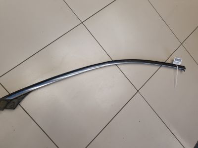 Уплотнитель передней левой двери  для Volvo V70 2007-2016