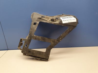 Кронштейн бампера переднего правый для BMW 6 E63 E64 2003-2010