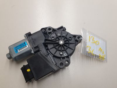 Моторчик стеклоподъёмника задний левый для Hyundai i30 2012-2017