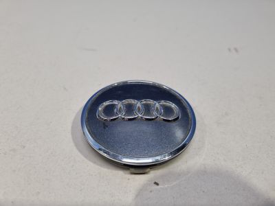 Колпак декоративный для Audi A4 B9 2015-