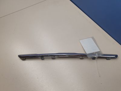 Молдинг решетки радиатора нижний правый для Mercedes GLC-klasse X253 2015-