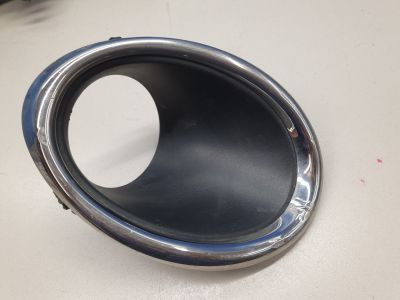 Рамка противотуманной фары левой для Nissan Qashqai J11E 2014-