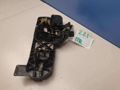 Кронштейн ручки двери передней правой для Mercedes S-klasse W221 2005-2013