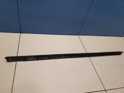 Уплотнитель двери передней левой для Mercedes M-klasse W164 ML 2005-2011