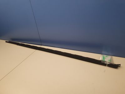 Молдинг стекла задней левой двери для Land Rover Range Rover Evoque 2019-