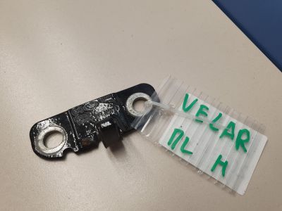 Петля двери передней левой нижняя для Land Rover Range Rover Velar 2017-