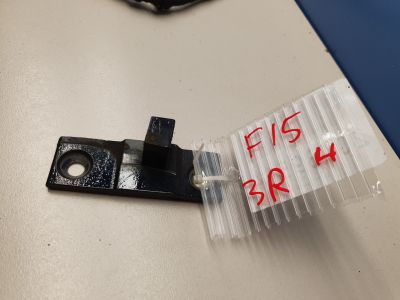 Петля двери задней правой нижняя для BMW X5 F15 2013-2018