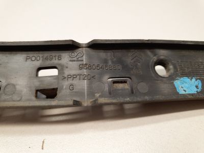 Кронштейн переднего бампера левый для Peugeot Partner Tepee B9 2008-