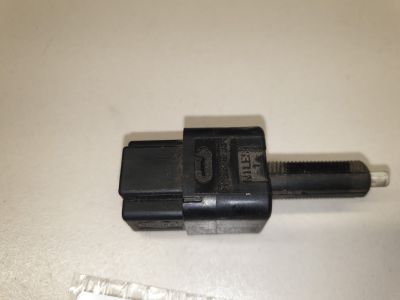 Выключатель концевой для Nissan Juke 2010-2019