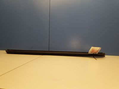 Накладка стекла передней левой двери для Mercedes C-klasse W205 2014-