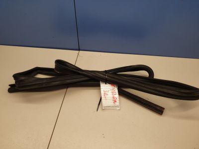 Уплотнитель стекла двери задний левый для SsangYong Kyron 2005-2015