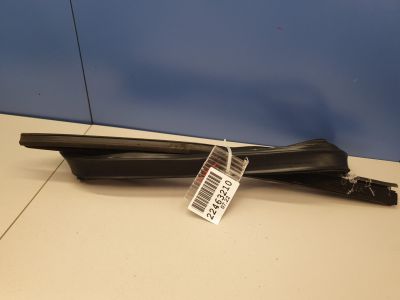 Уплотнитель стекла двери задний правый для Jaguar XE X760 2015-