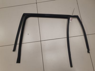 Направляющая стекла задней левой двери для BMW X5 F15 2013-2018