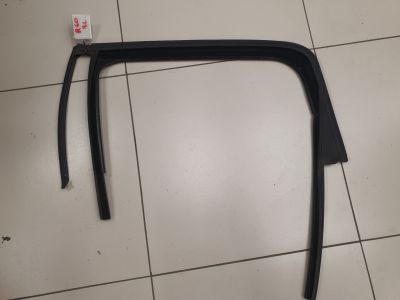 Уплотнитель стекла двери задний левый для Mini Countryman R60 2010-2016