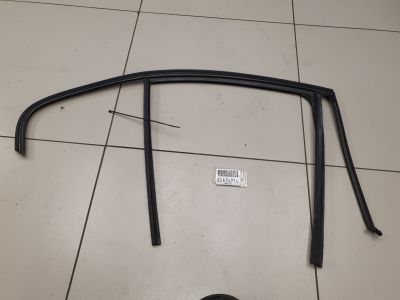 Уплотнитель стекла двери задний правый для BMW 3 F30 2011-2018