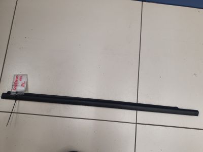 Молдинг стекла передней левой двери для KIA Sorento 2002-2009