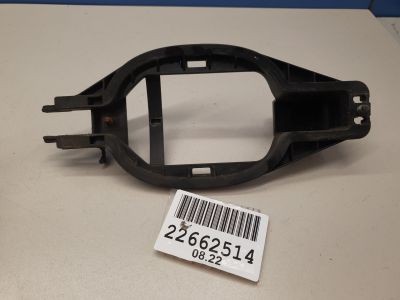 Кронштейн ручки двери задней левый для Land Rover Range Rover 2002-2012