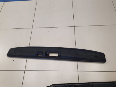 Обшивка нижней двери багажника для Land Rover Range Rover 2012-