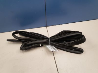 Уплотнитель двери задней левой для KIA Sportage 2010-2015