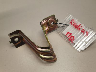 Кронштейн обшивки двери передней правой для SsangYong Rodius Stavic 2003-2013