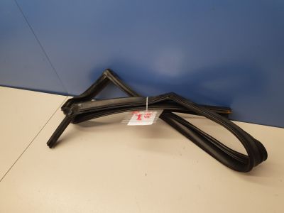 Направляющая стекла задней левой двери для Hyundai i40 2011-2019