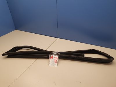 Уплотнитель стекла передней правой двери для BMW 5 F10 2009-2017