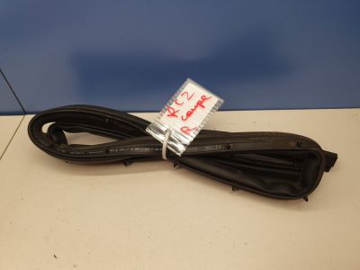 Уплотнитель двери передней правой для Peugeot RCZ 2010-