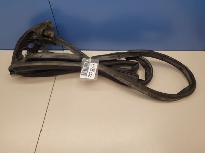 Уплотнитель двери передней правой для Audi A5 S5 8T Coupe Sportback 2008-2016