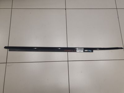 Молдинг стекла передней правой двери для Audi A5 S5 8T Coupe Sportback 2008-2016