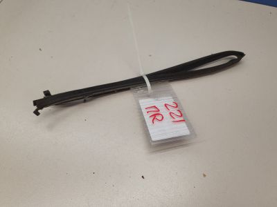 Уплотнитель двери передней правой для Mercedes S-klasse W221 2005-2013