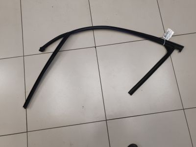 Уплотнитель стекла передней левой двери для BMW X4 F26 2014-2018