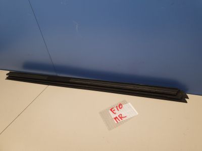 Накладка стекла передней правой двери для BMW 5 F10 2009-2017