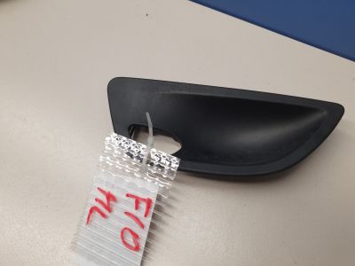 Накладка ручки двери передняя левая для BMW 5 F10 2009-2017