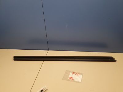 Накладка стекла передней левой двери для BMW 3 F30 2011-2018