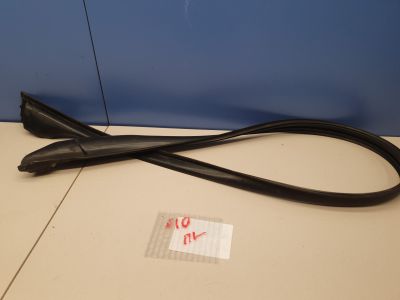 Уплотнитель передней левой двери для BMW 5 F10 2009-2017