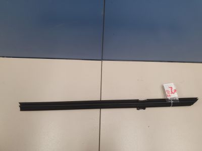 Накладка стекла задней правой двери для BMW 5 F10 2009-2017