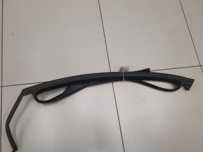 Уплотнитель стекла двери передний левый для Opel Astra J 2009-2017