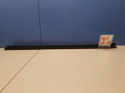 Накладка стекла задней правой двери для Volvo XC60 2008-2017