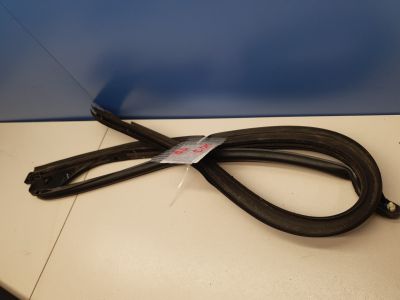 Уплотнитель двери передней правой для Mercedes Vito W447 2014-