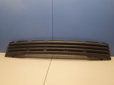 Заглушка центральной решетки переднего бампера для Citroen C4 2010-