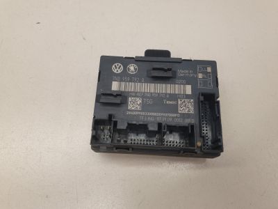 Блок комфорта передней правой двери для Skoda Superb 3T 2008-2015