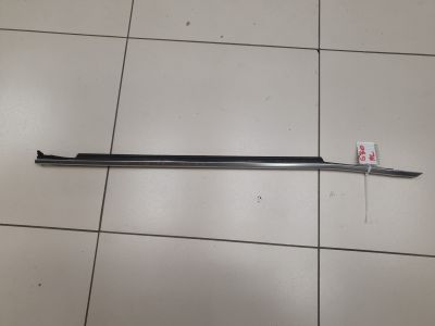 Молдинг стекла передней левой двери для BMW 5 G30 F90 2016-