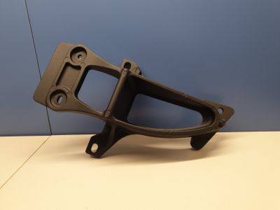 Кронштейн подножки левый для Land Rover Range Rover 2012-