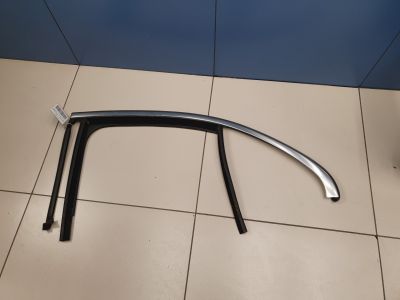 Уплотнитель стекла двери задний левый для Mercedes C-klasse W205 2014-