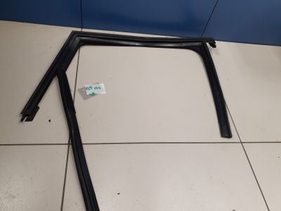 Уплотнитель стекла задней правой двери для Audi Q5 8R 2008-2017