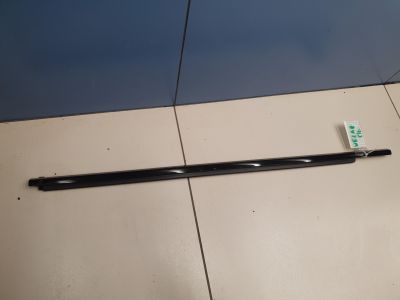 Молдинг стекла передней левой двери для Land Rover Range Rover Velar 2017-