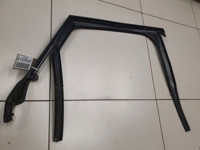 Направляющая стекла задней правой двери для Audi A6 S6 C7 2011-2018