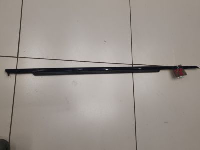 Молдинг стекла двери передней правой для BMW 5 G30 F90 2016-