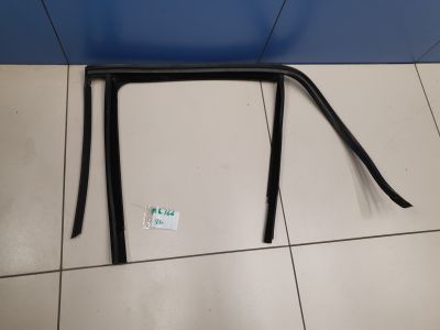 Уплотнитель стекла двери задний левый для Mercedes M-klasse W166 ML GLE 2011-2018